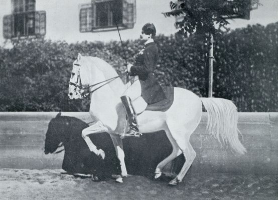 Onbekend, 1931, Onbekend, Uit het Keizerlijke Weenen. De 