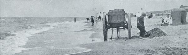 Noord-Holland, 1931,  Egmond aan Zee, Egmont bijder See. Aan het strand te  Egmond aan Zee