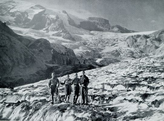 Mount Rainier. De Nisqually-Gletscher