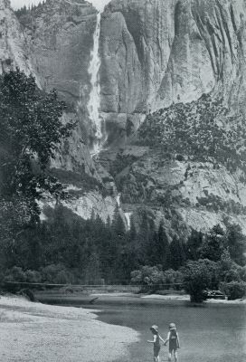 Amerika, 1931, Onbekend, De Yo-sem-i-ties, hun vallei en de reuzen van Mariposa. Yosemite Falls