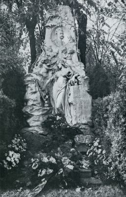 Oostenrijk, 1931, Onbekend, Een Johann Strauss-tentoonstelling te Weenen. Het grafmonument van den walskoning Strauss