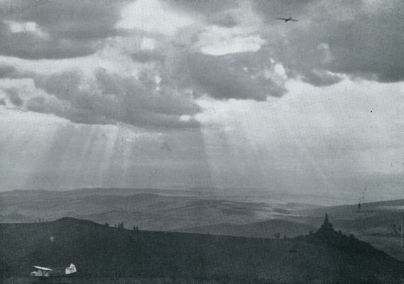 Duitsland, 1931, Onbekend, Zweefvliegen boven de Wasserkuppe