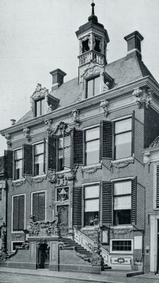 Friesland, 1931, Sneek, Het in 1765 gebouwde Stadhuis te Sneek
