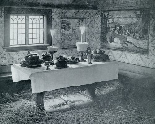 Zweden, 1931, Onbekend, Kersttafel met St. Lucia-gebak, zooals die in de Zweedsche boerderijen wordt aangericht; op den vloer het Joel-stroo