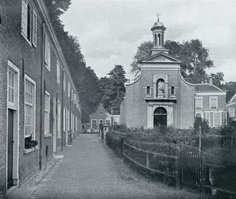 Noord-Brabant, 1932, Breda, Rondom Breda's Groote Markt. Het Begijnhof te Breda