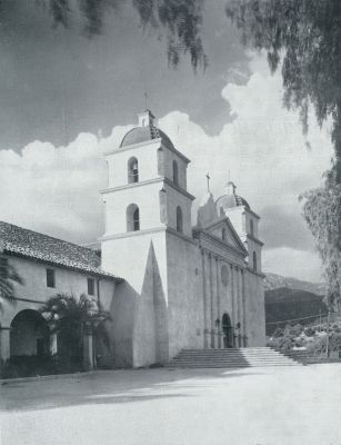 Amerika, 1932, Santa Barbara, Spaansche Missiekerk te Santa Barbara in Californi