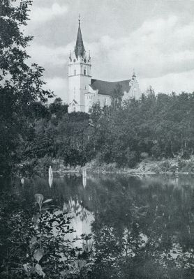 Zweden, 1932, Sunne, DE LANDHUIZEN UIT DE GSTA BERLING-SAGE. DE KERK TE SUNNE, OOK GENAAMD DIE VAN BRO