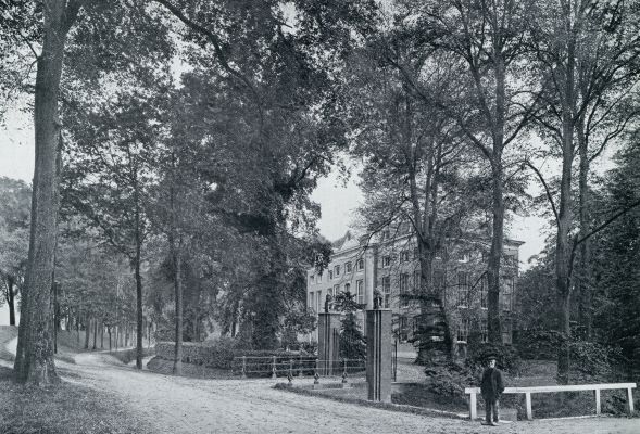 Zuid-Holland, 1932, Slikkerveer, HET HUIS TEN DONCK ONDER SLIKKERVEER VAN DEN WEG AF GEZIEN