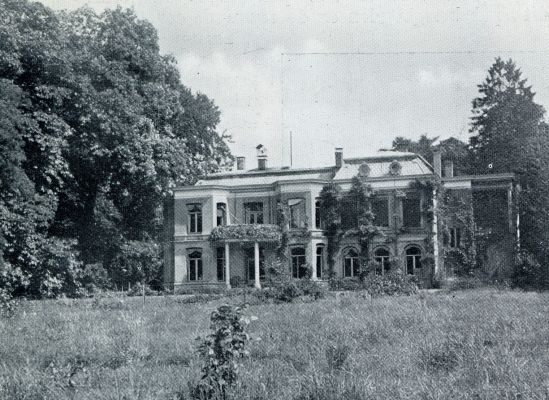 Noord-Brabant, 1932, Ulvenhout, DE GESTRAFTE ZONDAGSCHENNER. HUIZE VALKENBURG BIJ ULVENHOUT