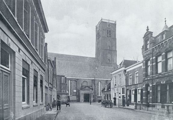 KERKPLEIN MET NED. HERVORMDE KERK TE SOMMELSDIJK (1490, DAARNA HERHAALDELIJK GEWIJZIGD)