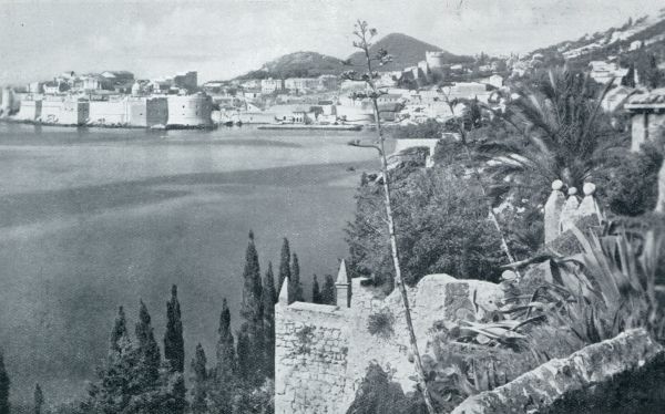 Kroati, 1933, Dubrovnik, PANORAMA VAN DE KUST BIJ DUBR0VN1K