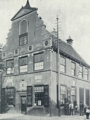 Zuid-Holland, 1933, Naaldwijk, DOOR DELFLAND. HET RAADHUIS TE NAALDWIJK