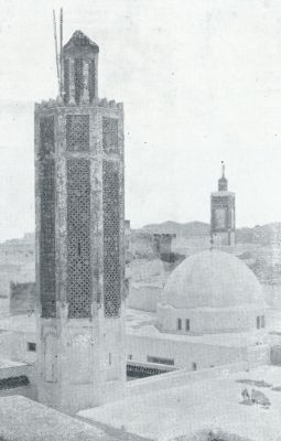 Marokko, 1933, Ttouan, EEN DER MOOISTE MINARETS TE TETOEAN