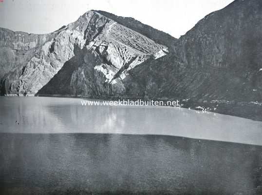Indonesi, 1934, Onbekend, Javaansche vulkaantypen. Het kratermeer van den Kawah Idjen in oost-Java