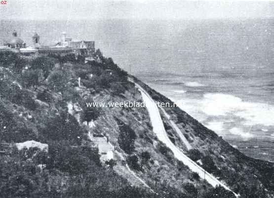 Isral, 1934, Onbekend, De stad aan den voet van Mont Carmel. De Mont Carmel