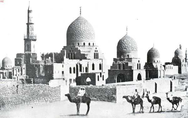 Egypte, 1934, Caro, Op expeditie in Caro. De tomben der chaliefen te Caro