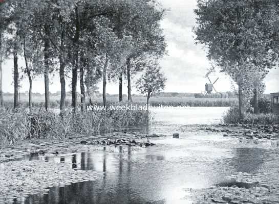 Zuid-Holland, 1934, Onbekend, De Alblasserwaard. Aan de Alblas tusschen Oud-Alblas en Alblasserdam