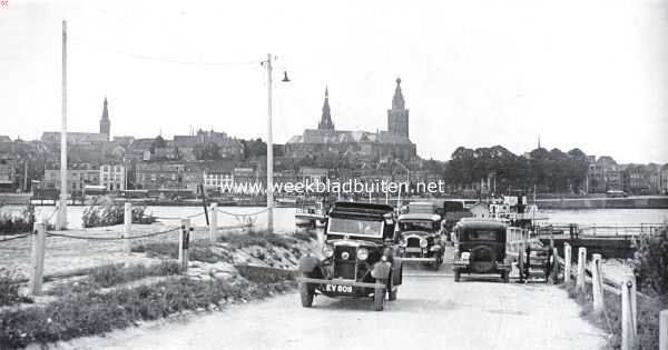 Gelderland, 1934, Nijmegen, Tusschen twee rivieren. Nijmegen gezien van den Betuwschen Waaloever af