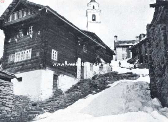 Zwitserland, 1934, Bosco Gurin, Bosco, een Duitsch-Zwitsersche nederzetting in Tessino. Straatje in Bosco met kerktoren