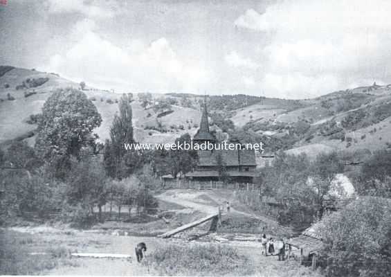 Oekrane, 1934, Onbekend, Karpathisch Rusland, land van tegenstellingen. Houten Gothische kerk in Karpathisch Rusland (invloed van West-Europa!)