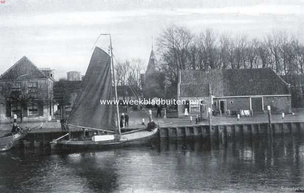 Gelderland, 1934, Elburg, Elburg. De haven van Elburg. Op den achtergrond de Vischpoort