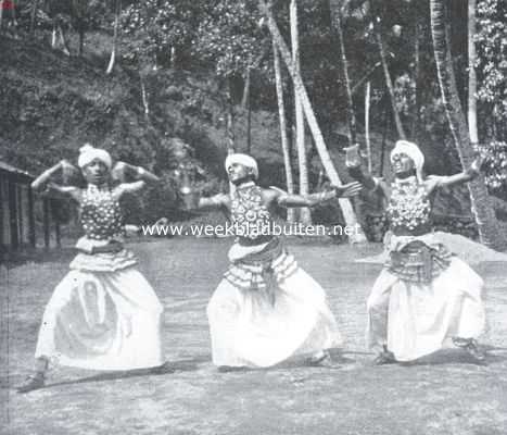 Ceylon. Dansers in Kandy