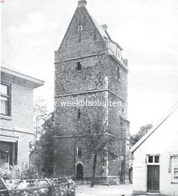 Overijssel, 1935, Losser, Toren van de v.m. St. Maartenskerk te Losser (13e eeuw, zadelvlak uit 1667)
