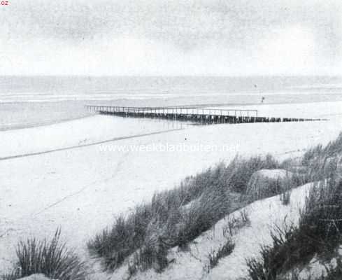 Zeeland, 1935, Cadzand, Naar Nederlands laatste grenspaal aan de Wielingen. De brug bij opkomend water, van den Nederlandschen kant af gezien