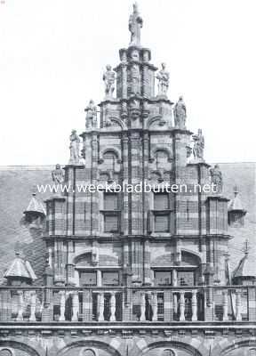 Friesland, 1935, Leeuwarden, Bij het vijfhonderdjarig jubileum van Leeuwarden. Geveltop van de Kanselarij te Leeuwarden