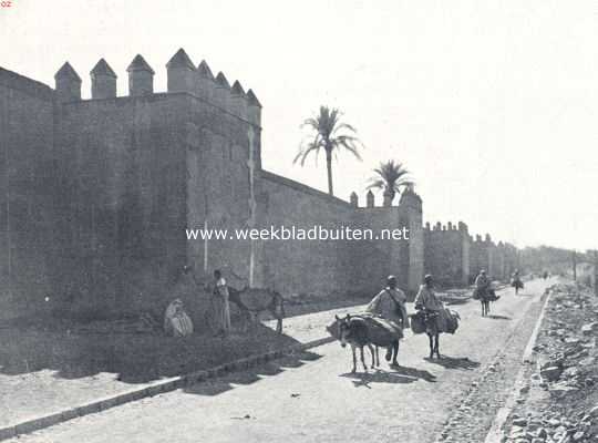 Marokko, 1936, Fez, Bij den ringmuur om het sultanspaleis te Fez
