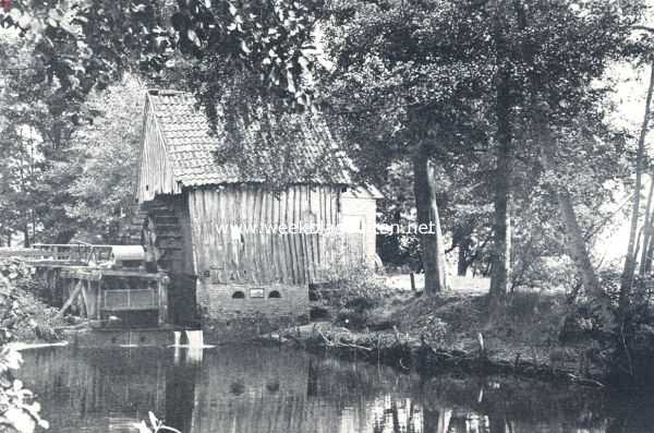 Overijssel, 1936, Geesteren, Het Noordtwentsche heuvelland. Een koren-watermolen te Geesteren