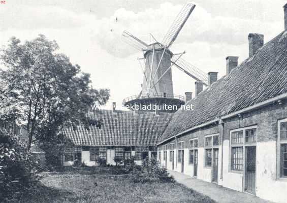 Zuid-Holland, 1936, Gouda, Molens. Stellingmolen te Gouda, gezien van het Roomsche Hofje