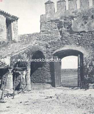 Spanje, 1936, Onbekend, Een dag aan de Guadaira. Op het binnenplein van het kasteeltje Gandul